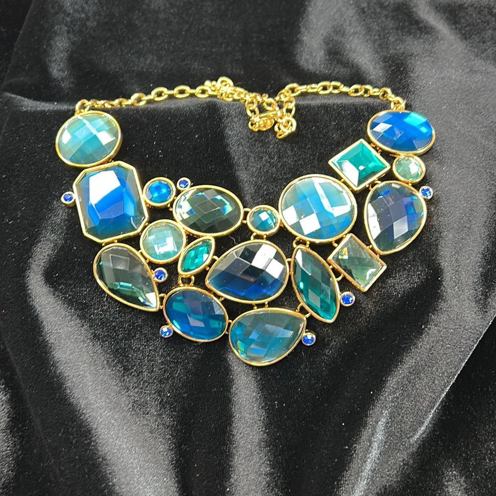 #41 Vintage Joan Rivers Statement Necklace Blue Teal, Stunning Piece